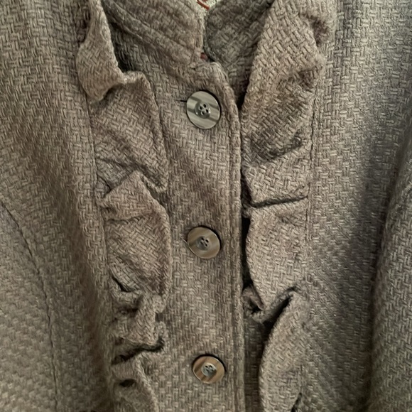 Decree Ruffled Basketweave Jacket Size XL Juniors Fits like Womens S Color Taupe - Picture 3 of 12